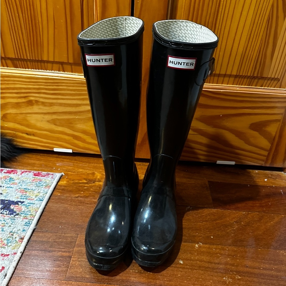 Black Hunter Women's Wellington Rain Boots- Gloss Black
